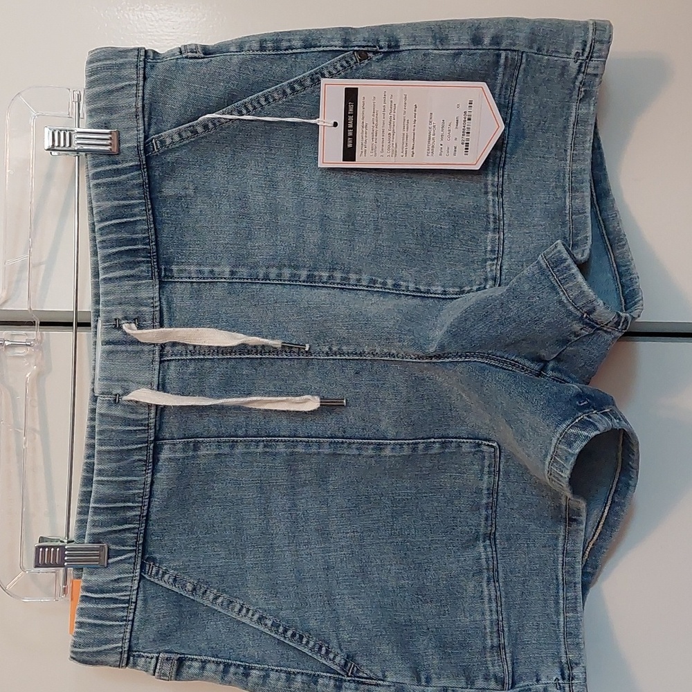 Du/er, High Rise, Performance Denim Harbour Short, Coastal, sz M, 4" inseam